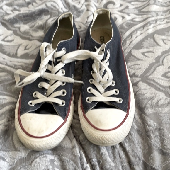RED WHITE AND BLUE CONVERSE (Men’s 5 Women 7) - Picture 2 of 4